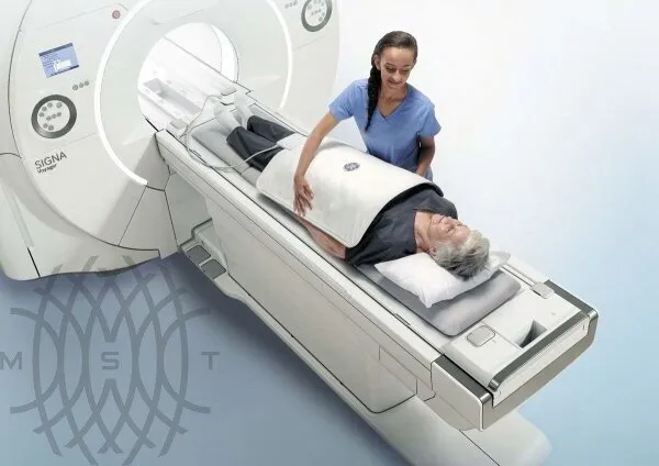 МРТ аппарат GE SIGNA Voyager 1.5T